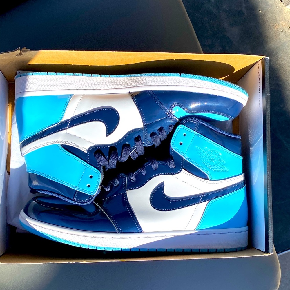 Air jordan 1 “blue chill”